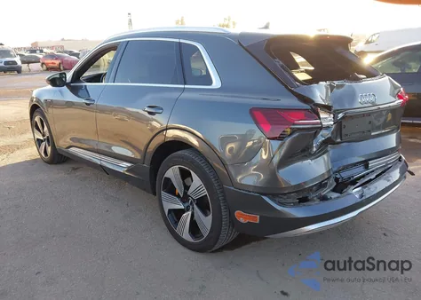 2019 Audi E-Tron Premium Plus из США, поврежденный, VIN WA1VAAGE8KB006463